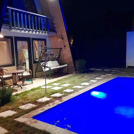 Happyhouse Bungalov Three-Room, Sw Pool With Lake View, Sapanca B1 Exterior photo